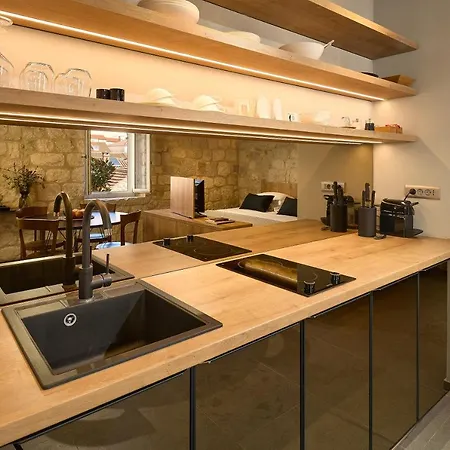 ゲストハウス History Hvar 1529 フヴァル