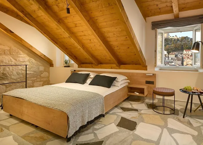 History Hvar 1529 Guest house Hvar Town