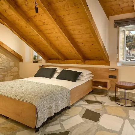 History Hvar Design Heritage Гостьовий будинок Хвар